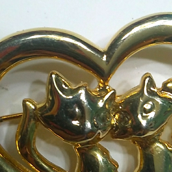 Cats in heart  pin brooch heart rhinestone's crescent moon - Picture 2 of 4
